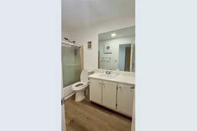 761 NE 199th St #202, Miami, FL 33179 - Photo 19