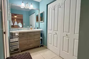 761 NE 199th St, Miami, FL 33179 - Photo 11