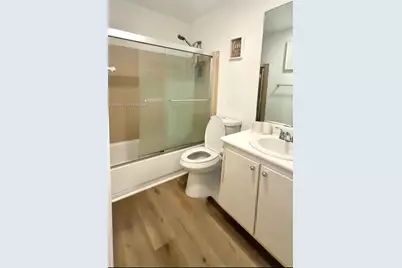 761 NE 199th St #202, Miami, FL 33179 - Photo 11