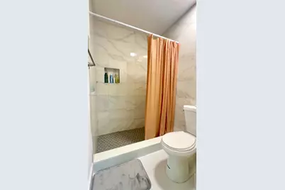 761 NE 199th St #202, Miami, FL 33179 - Photo 9
