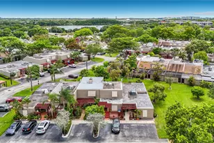 1110 W Fairway Rd, Pembroke Pines, FL 33026 - Photo 85