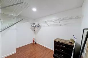 1110 W Fairway Rd, Pembroke Pines, FL 33026 - Photo 47