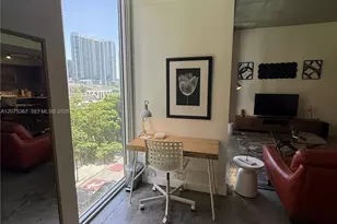 151 SE 1st St, Miami, FL 33131 - Photo 3