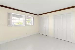 455 Paradise Isle Blvd, Hallandale Beach, FL 33009 - Photo 15