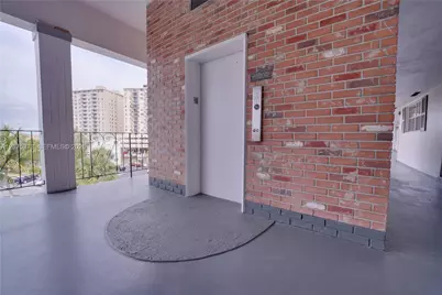 455 Paradise Isle Blvd #402, Hallandale Beach, FL 33009 - Photo 33