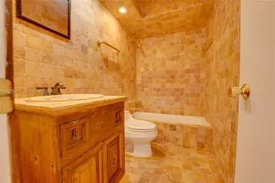 455 Paradise Isle Blvd #402, Hallandale Beach, FL 33009 - Photo 13