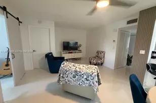 201 Freedom Ct, Deerfield Beach, FL 33442 - Photo 11