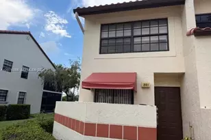 201 Freedom Ct, Deerfield Beach, FL 33442 - Photo 21