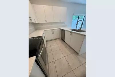 12912 SW 232nd Ter #12912, Homestead, FL 33032 - Photo 9