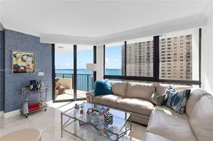 520 Brickell Key Dr, Miami, FL 33131 - Photo 3