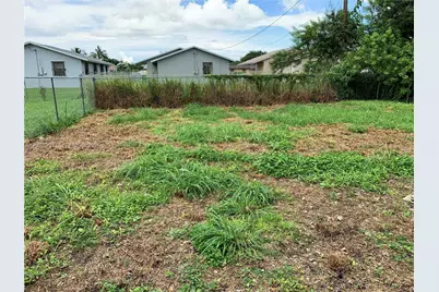 756 NW 5 St, Florida City, FL 33034 - Photo 7