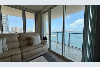 1155 Brickell Bay Dr #2310, Miami, FL 33131 - Photo 13