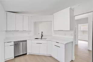 4114 Sapphire St, Weston, FL 33331 - Photo 7