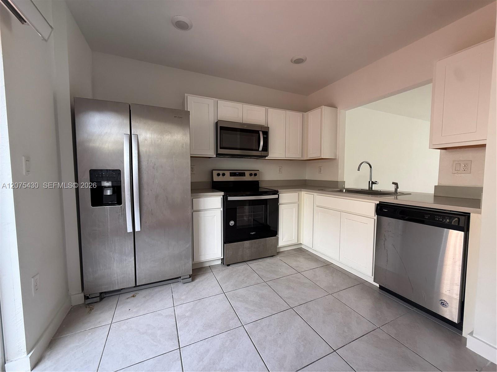 488 NE 5th Terrace - 488 NE 5th Terrace, Florida City, FL 33034 Luxury Property | Jose Angel Pina