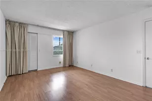 300 SW 134th Way, Pembroke Pines, FL 33027 - Photo 9