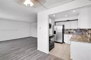 300 SW 134th Way, Pembroke Pines, FL 33027 - Photo 1