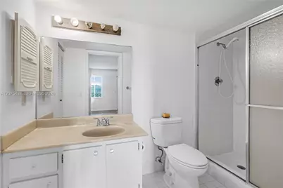 300 SW 134th Way #413E, Pembroke Pines, FL 33027 - Photo 13