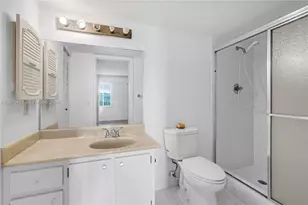 300 SW 134th Way, Pembroke Pines, FL 33027 - Photo 13