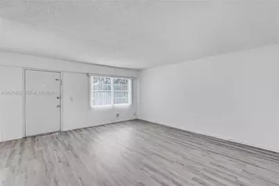 300 SW 134th Way #413E, Pembroke Pines, FL 33027 - Photo 5