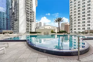 300 S Biscayne Blvd, Miami, FL 33131 - Photo 13
