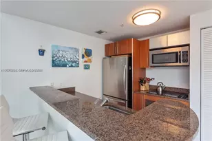 300 S Biscayne Blvd, Miami, FL 33131 - Photo 5