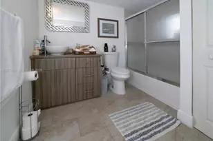 6944 SW 10th Ct, Pembroke Pines, FL 33023 - Photo 23
