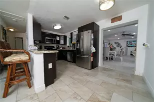 6944 SW 10th Ct, Pembroke Pines, FL 33023 - Photo 11