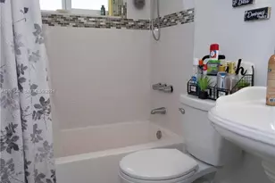 6944 SW 10th Ct, Pembroke Pines, FL 33023 - Photo 21