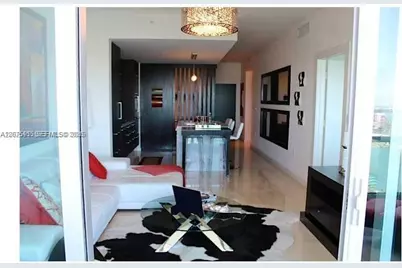 900 Biscayne Blvd #4207, Miami, FL 33132 - Photo 7
