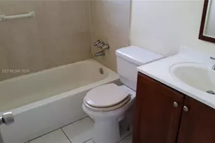 807 SW 5th Ct, Hallandale Beach, FL 33009 - Photo 5