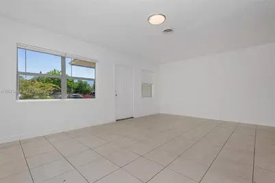 1607 NW 8th Ave #2, Fort Lauderdale, FL 33311 - Photo 5