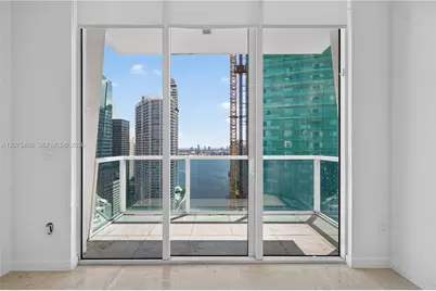 31 SE 5th St #4212, Miami, FL 33131 - Photo 45