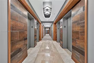 31 SE 5th St, Miami, FL 33131 - Photo 51