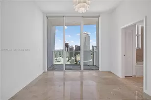 31 SE 5th St, Miami, FL 33131 - Photo 19