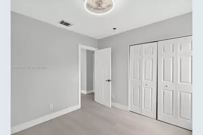1800 NW 78th Ave, Pembroke Pines, FL 33024 - Photo 53