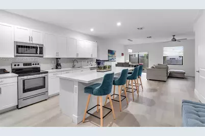 25057 SW 108th Ave, Homestead, FL 33032 - Photo 3