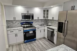 18021 Biscayne Blvd, Aventura, FL 33160 - Photo 3