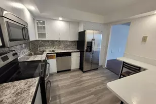 18021 Biscayne Blvd, Aventura, FL 33160 - Photo 1