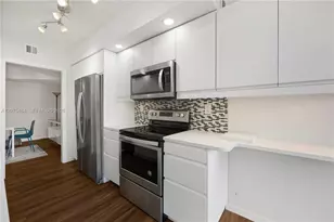 19667 Turnberry Way, Aventura, FL 33180 - Photo 13
