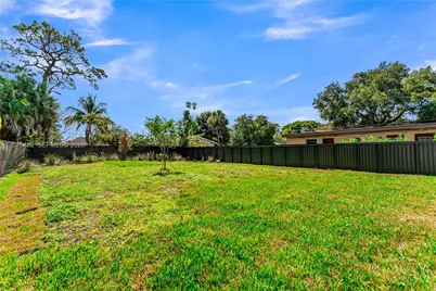 512 NW 23rd Ave, Fort Lauderdale, FL 33311 - Photo 45