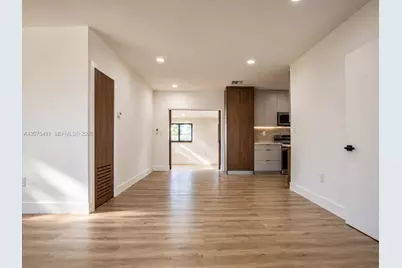4212 SW 98th Ave, Miami, FL 33165 - Photo 3