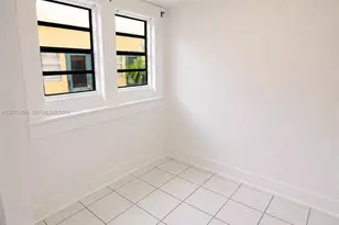 1319 Meridian Ave, Miami Beach, FL 33139 - Photo 3