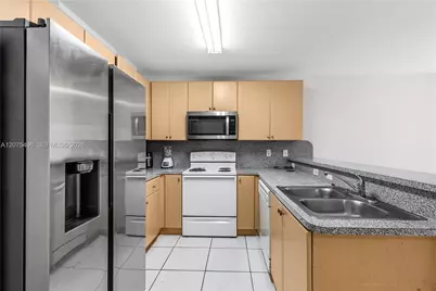22821 SW 88th Pl #1-20, Cutler Bay, FL 33190 - Photo 9