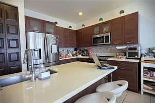 16017 NW 91st Ct, Miami Lakes, FL 33018 - Photo 11
