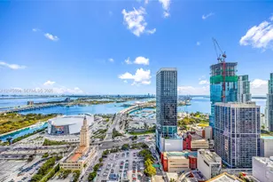 121 NE 5th St, Miami, FL 33132 - Photo 53
