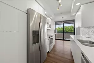 19667 Turnberry Way, Aventura, FL 33180 - Photo 17