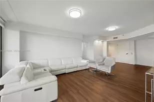 19667 Turnberry Way, Aventura, FL 33180 - Photo 9