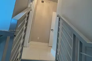 60 SW 13th St, Miami, FL 33130 - Photo 33