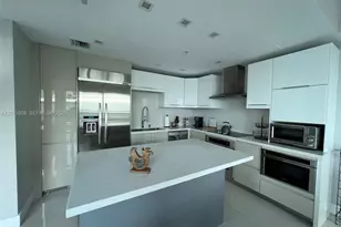 60 SW 13th St, Miami, FL 33130 - Photo 17