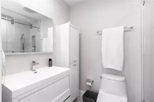 60 SW 13th St, Miami, FL 33130 - Photo 35